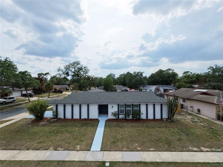 MOVING IN  READY!!!
Block construction , pool home , split floor plan , luxury tile in all wet areas. LVP flooring thru out the house. Brand new kitchen with QUARTZ counter top and stainless appliances. roof about 4 years old.
