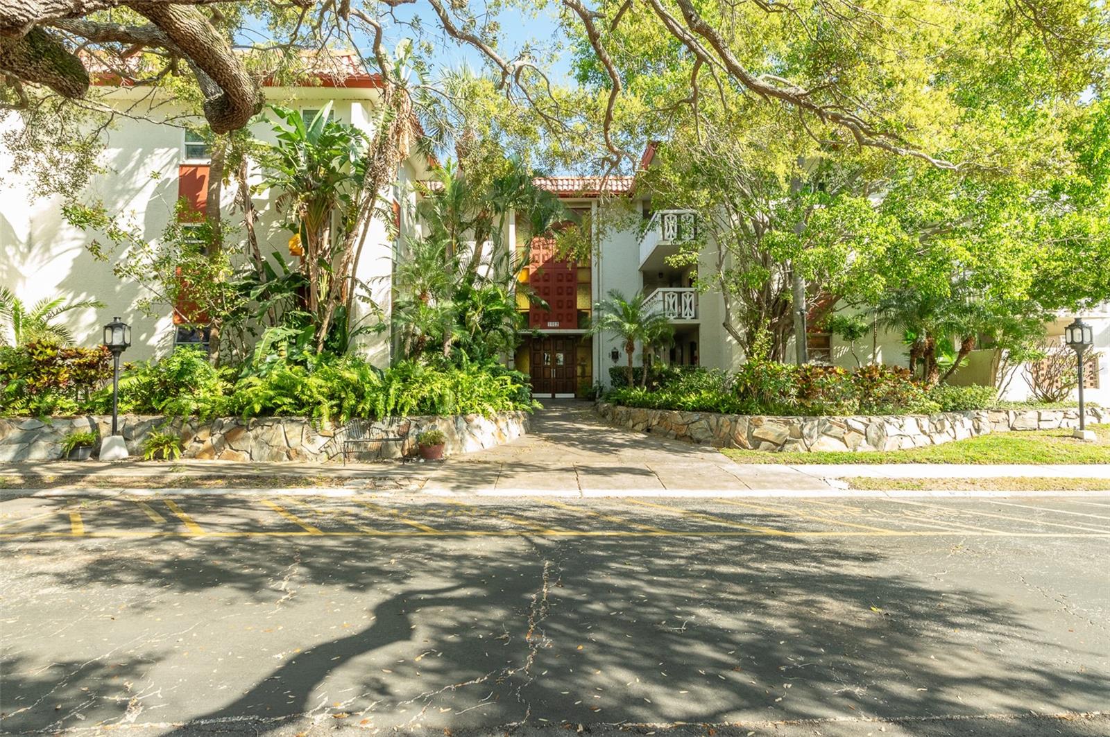 1012 PEARCE DRIVE 105