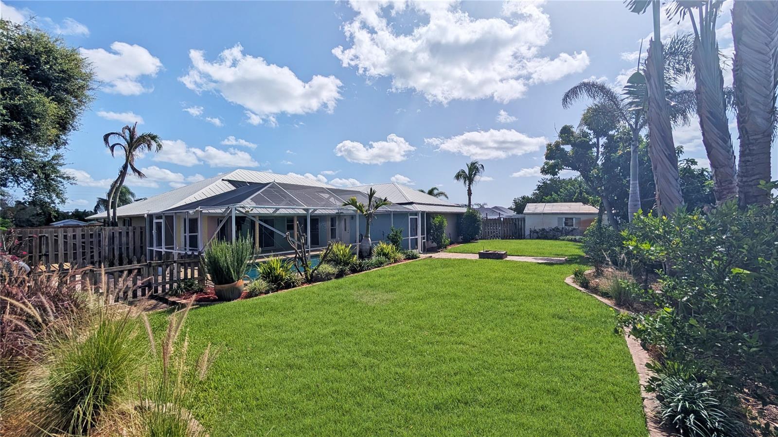 Search Properties for Sale 4 114 N 19TH CIRCLE SW
