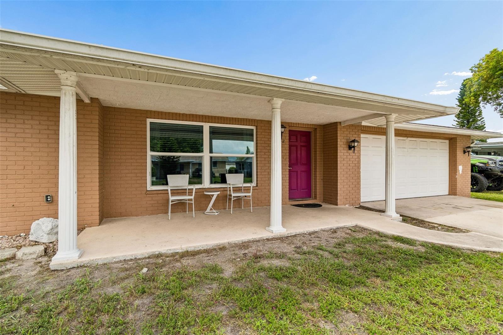 8832 GOSHEN LANE