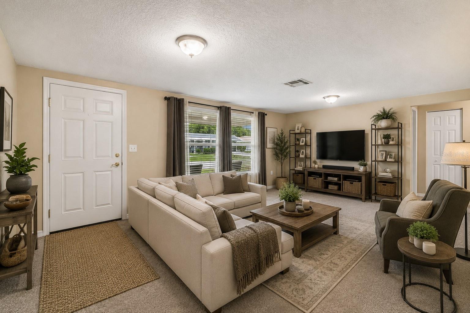 8832 GOSHEN LANE