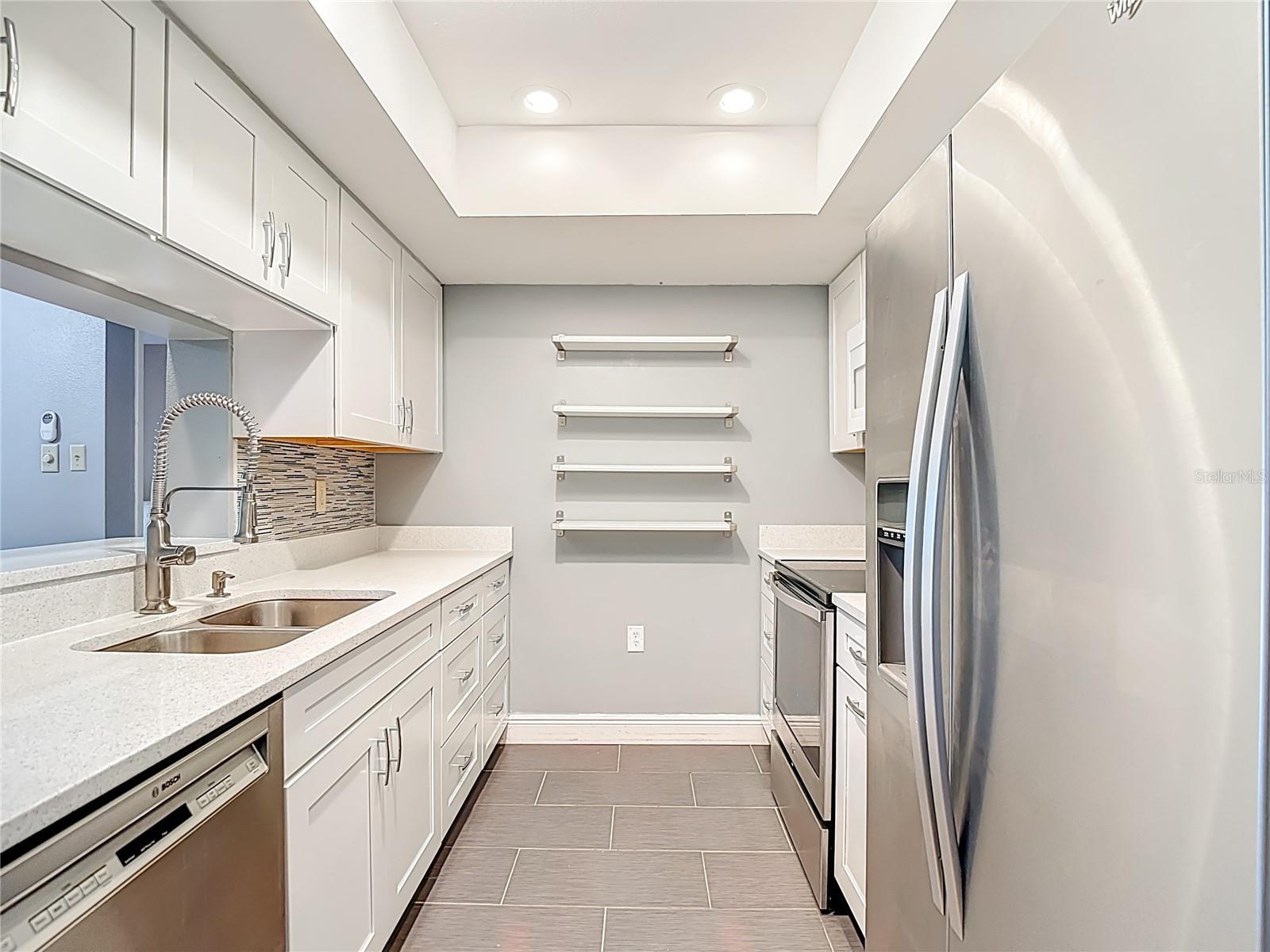 INVERNESS CONDO - Residential