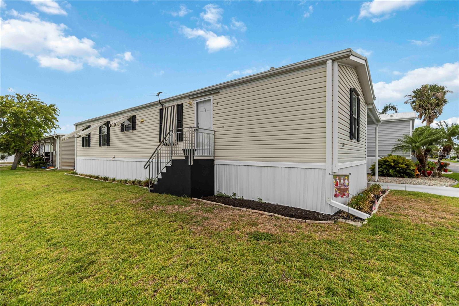 EAGLE POINT MHP - Residential