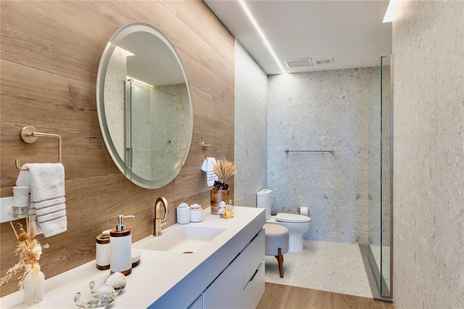 COND. ATLANTIS - Residential