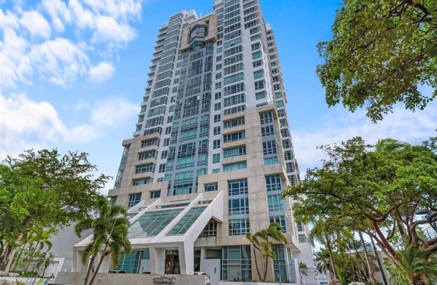 Welcome to this exceptional apartment for sale in Cond. Atlantis Puerto Rico for Sale, a rare opportunity for both homeowners and investors. Short-term rentals (Airbnb) are allowed, making this property a prime income-producing asset in one of the most desirable locations in the Puerto Rico real estate market.
This spacious unit offers 1 bedroom (convertible to 2 bedrooms) and 2 full bathrooms, with approximately 1,126 square feet of living space designed for comfort and flexibility. The open layout allows for easy customization, ideal for maximizing rental income or creating a modern primary residence.
The apartment includes 2 covered parking spaces, a highly sought-after feature in San Juan. Residents enjoy premium amenities such as 24/7 security, concierge service, three elevators, full power generator, fully equipped gym, business/office space, and 20 visitor parking spaces—all adding convenience and value for both residents and guests.
Located in the heart of San Juan, Cond. Atlantis offers quick access to beaches, restaurants, nightlife, hospitals, and major highways. This makes it highly attractive for Airbnb guests, corporate rentals, and long-term tenants, ensuring consistent demand year-round.
HOA: $541/month
Condo Insurance: $4,502.71 annually
Property Tax (CRIM): $2,770 annually
Whether you’re looking for a primary residence, vacation home, or Airbnb investment property in Puerto Rico, this unit delivers location, amenities, and strong income potential.