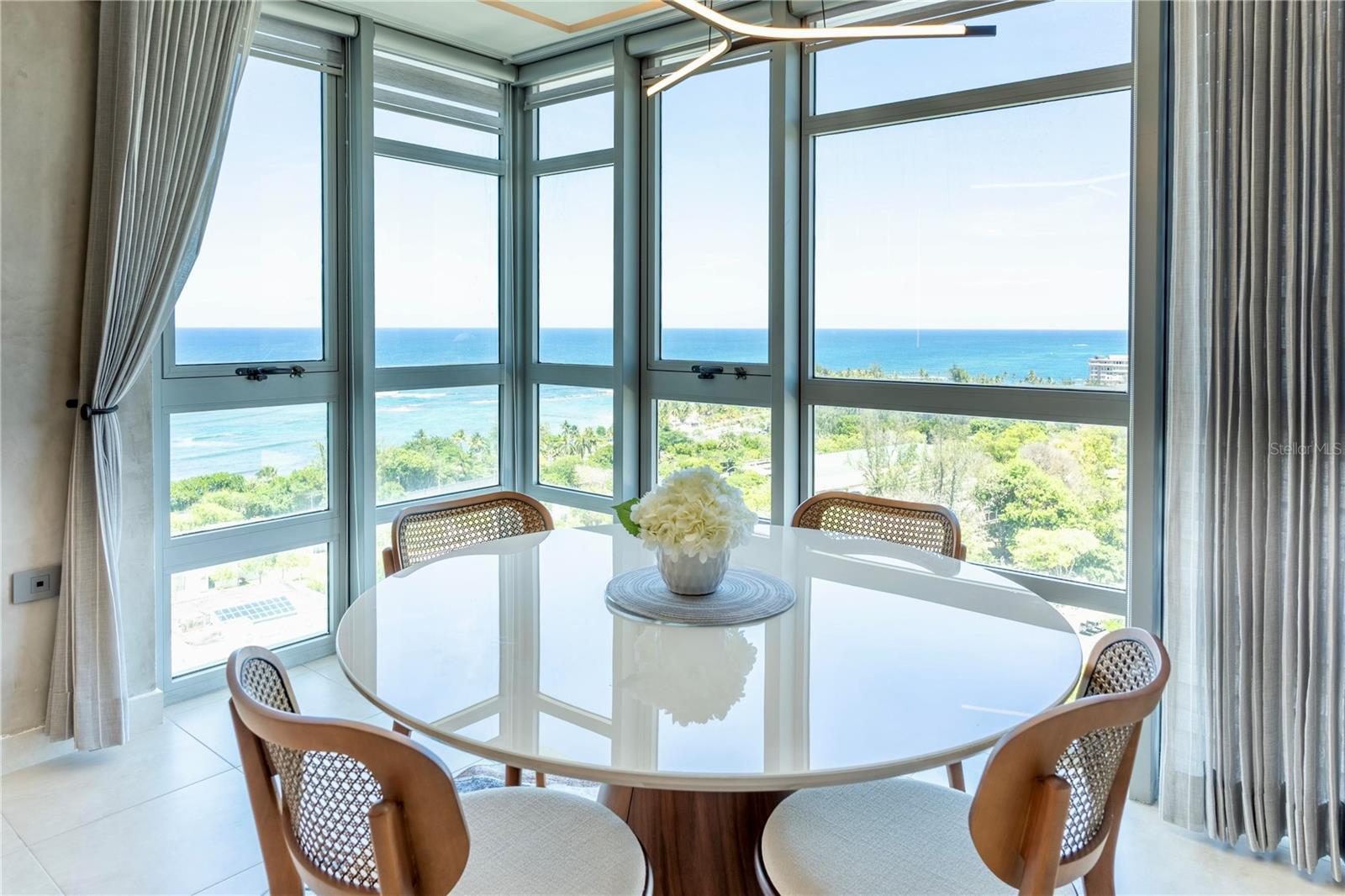 Atlantis Condominium AVENUE CONSTITUCION #404 1504