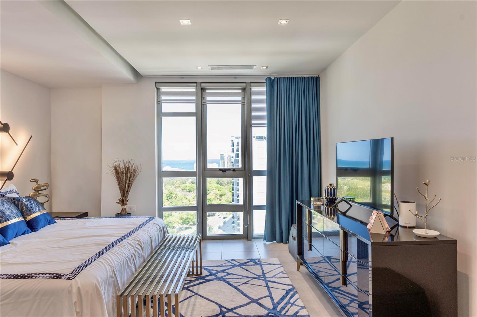 COND. ATLANTIS - Residential