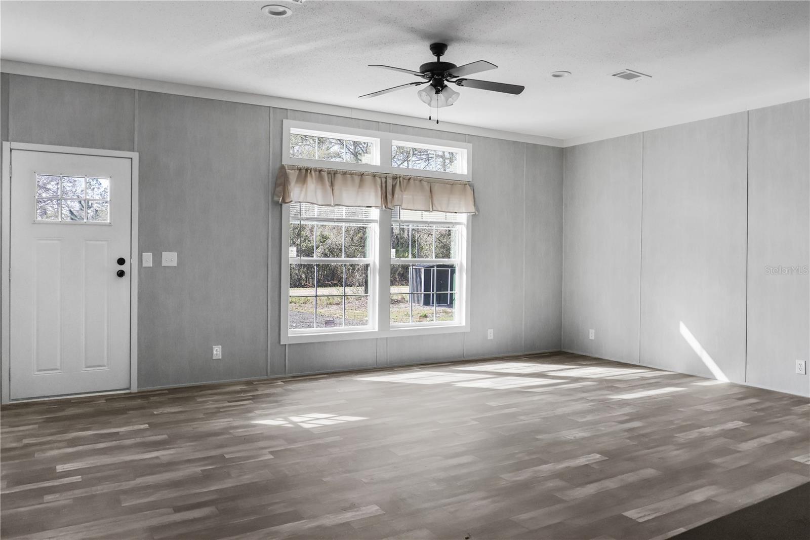2829 BAMBOO STREET