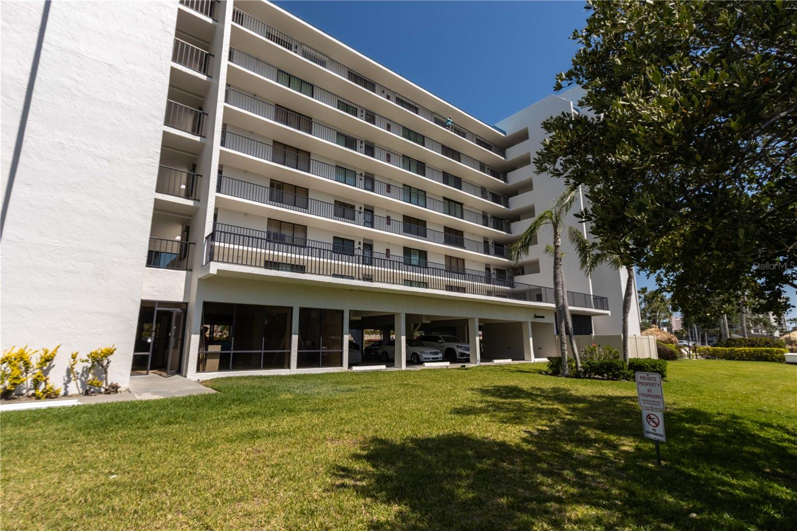 1581 GULF BOULEVARD 301N