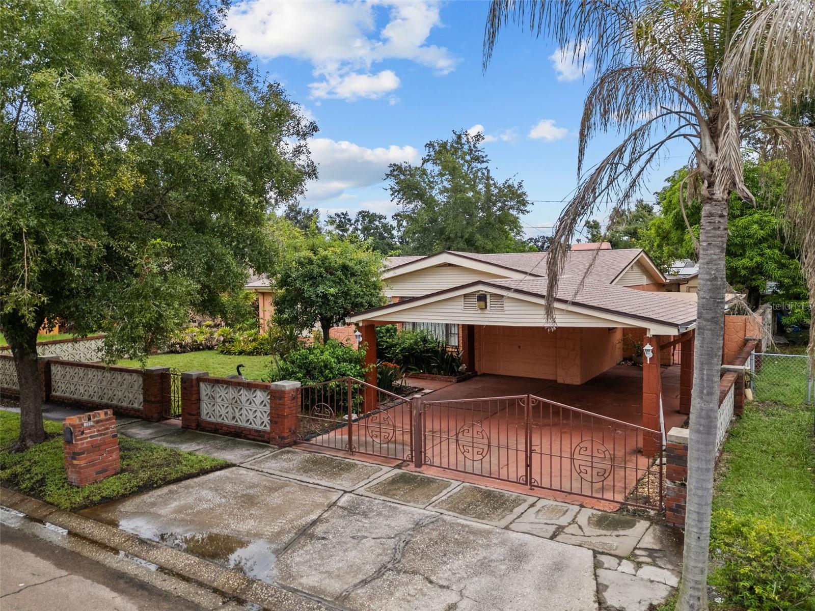 3220 LANCASTER LANE