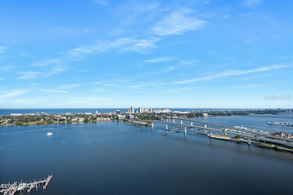 MARINA GRANDE ON HALIFAX - Residential