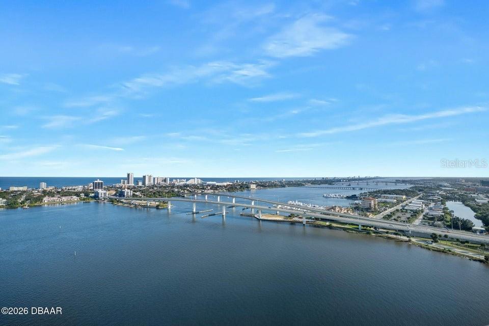 MARINA GRANDE ON HALIFAX - Residential