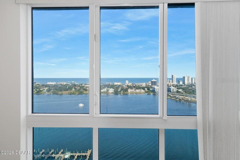 MARINA GRANDE ON HALIFAX - Residential