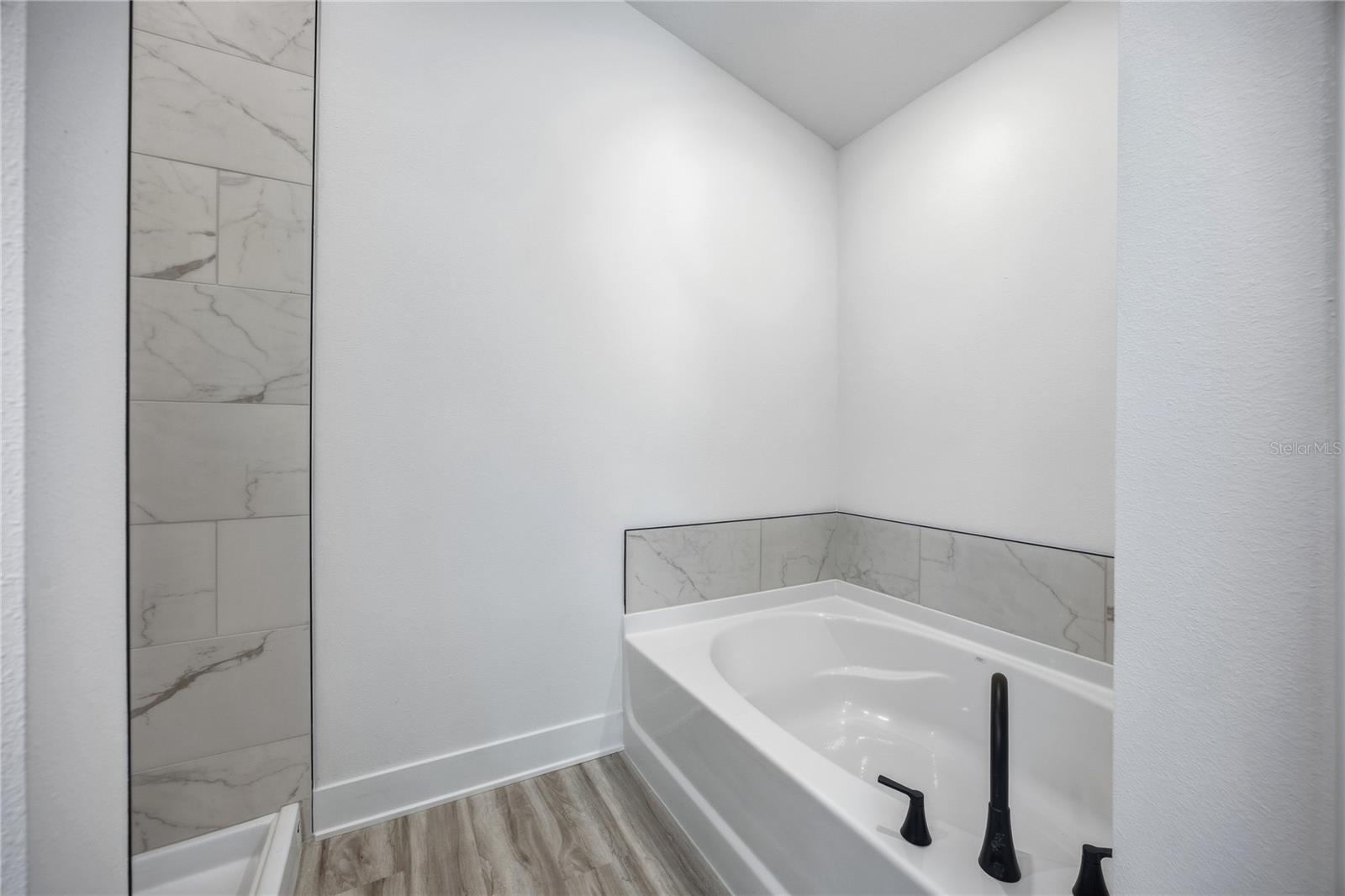 COUNTRY WAY SOUTH-PHASE 2 - Residential