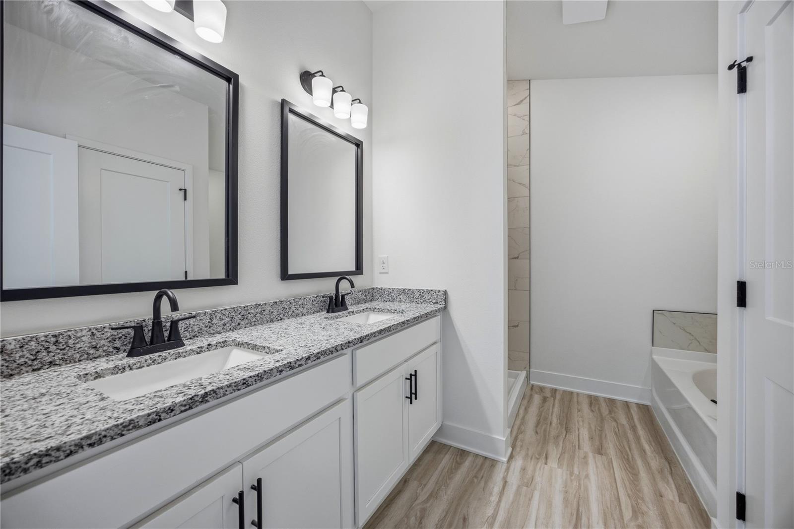 COUNTRY WAY SOUTH-PHASE 2 - Residential