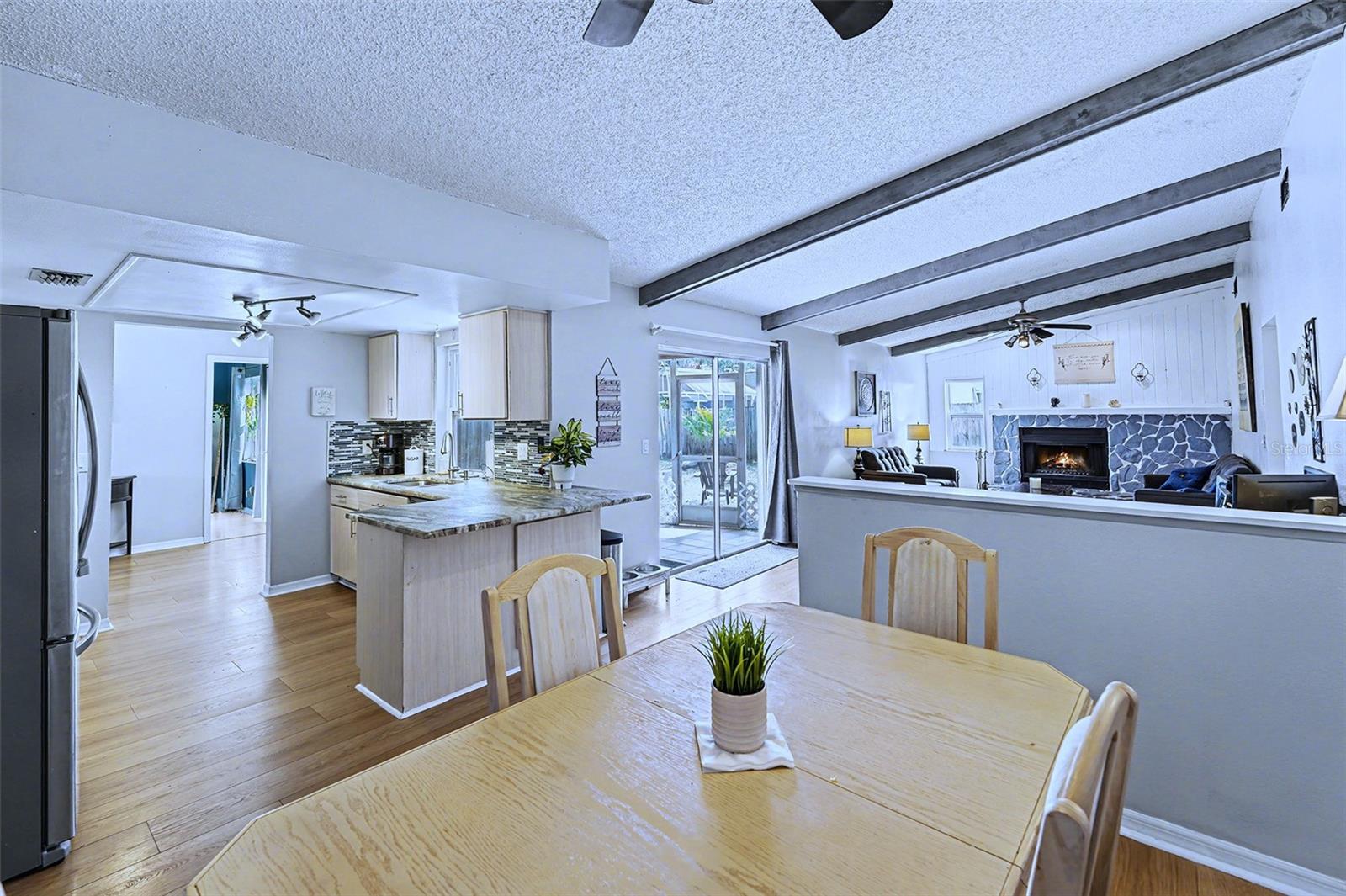 SOMERSET LAKES UNIT ONE - Residential