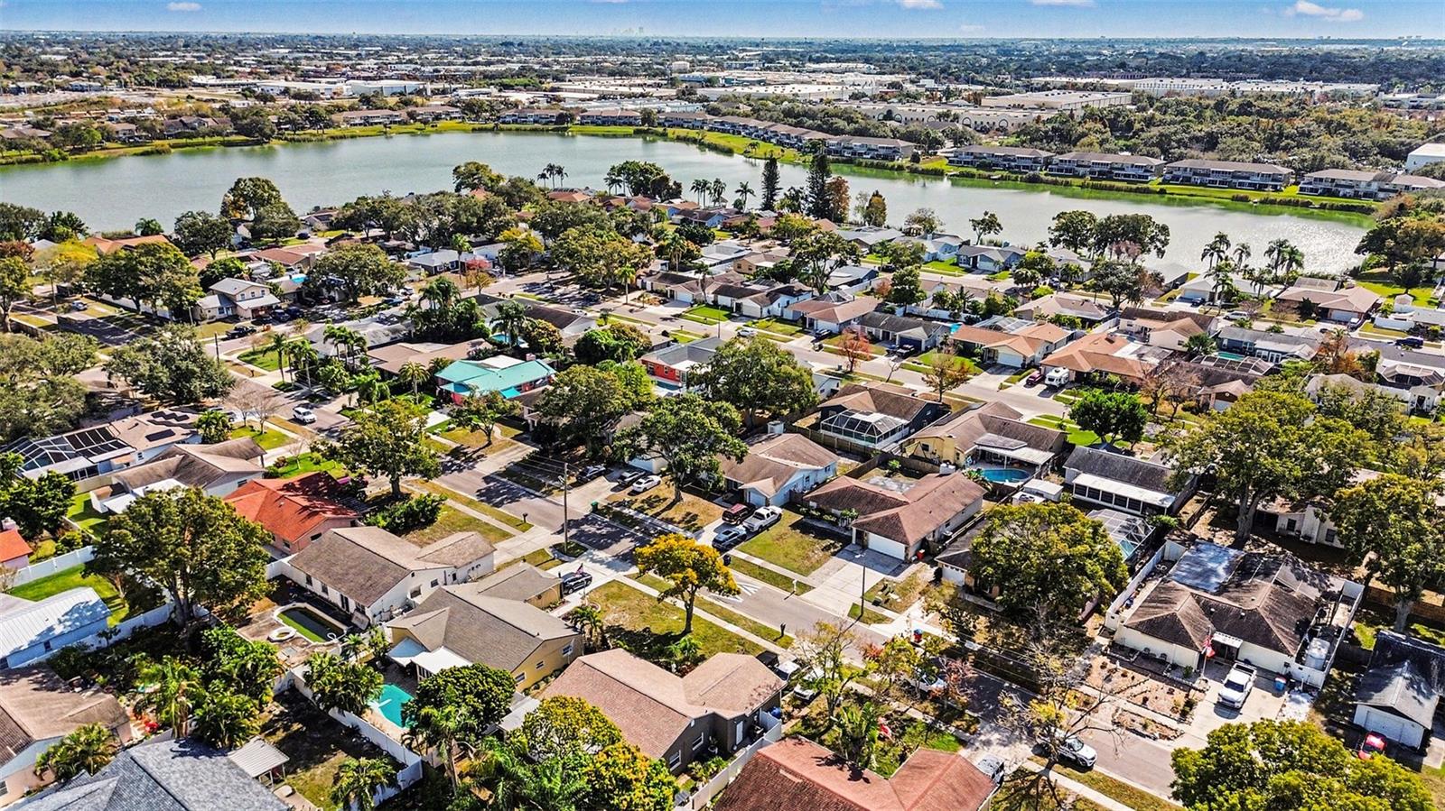 SOMERSET LAKES UNIT ONE - Residential