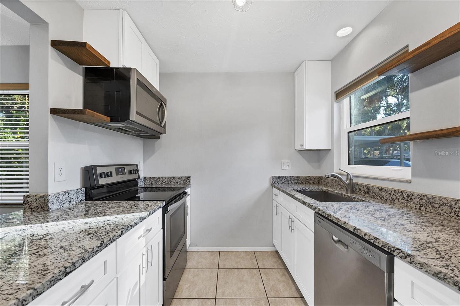 VILLAGE GARDENS PH 1 - Residential