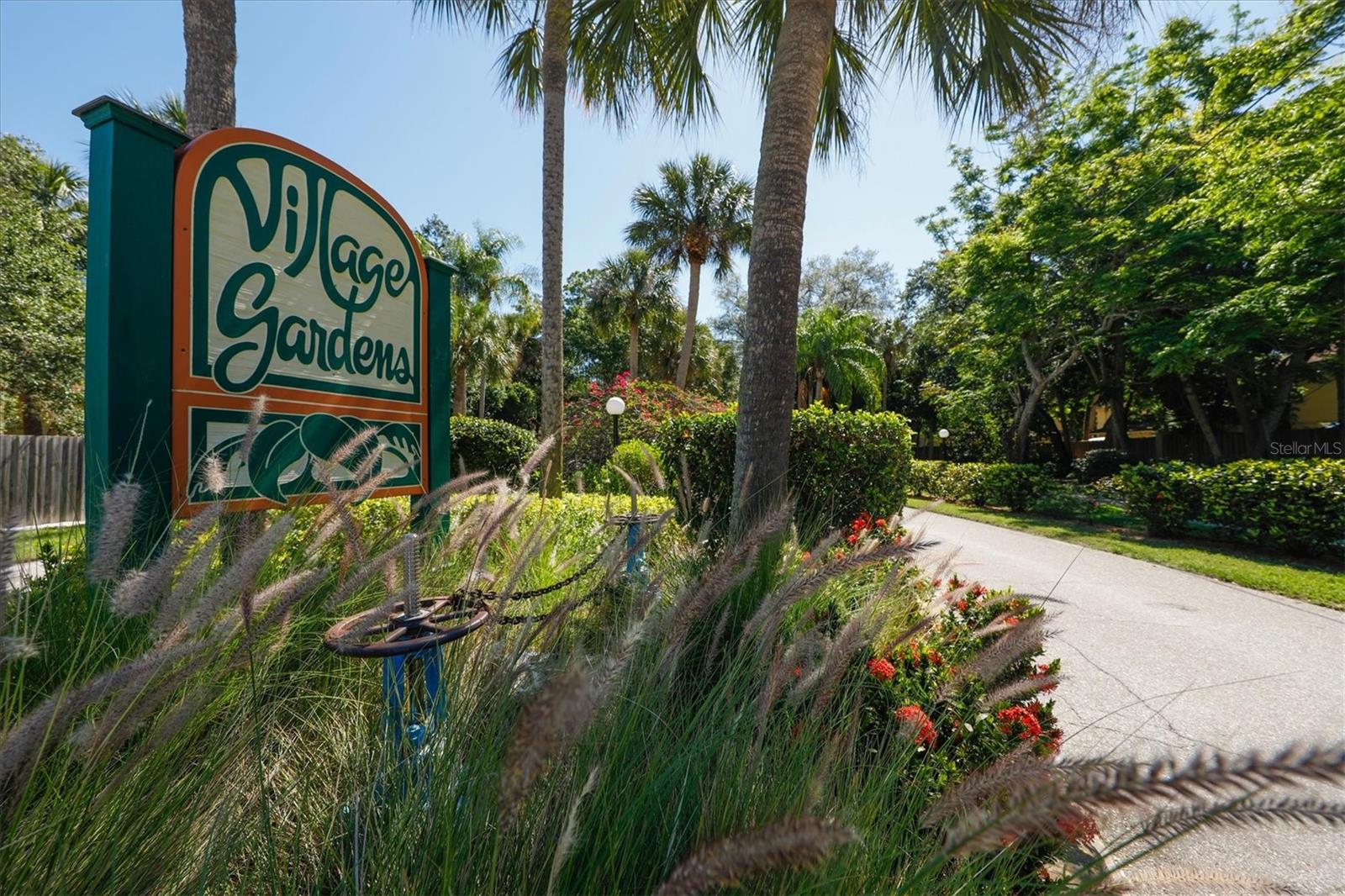 VILLAGE GARDENS PH 1 - Residential