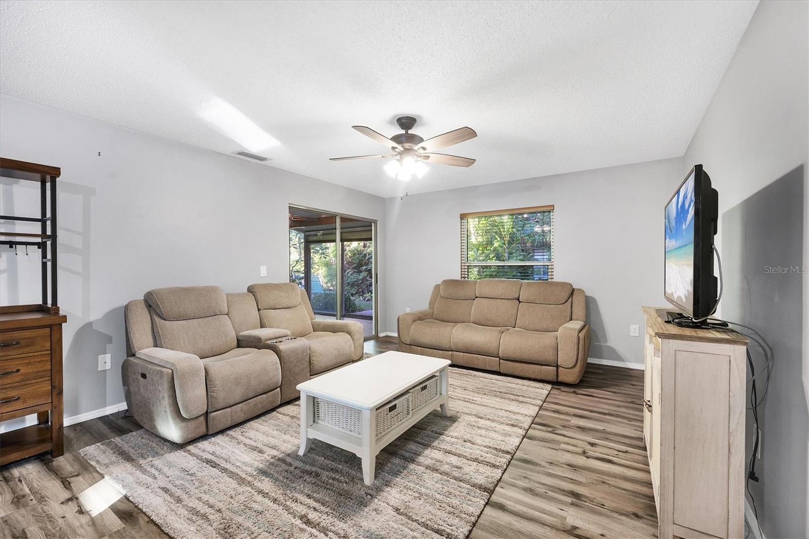 VILLAGE GARDENS PH 1 - Residential