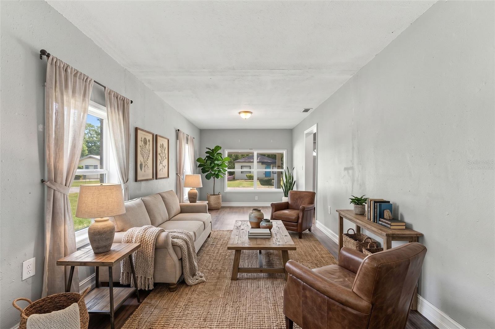 717 S LOCUST AVENUE