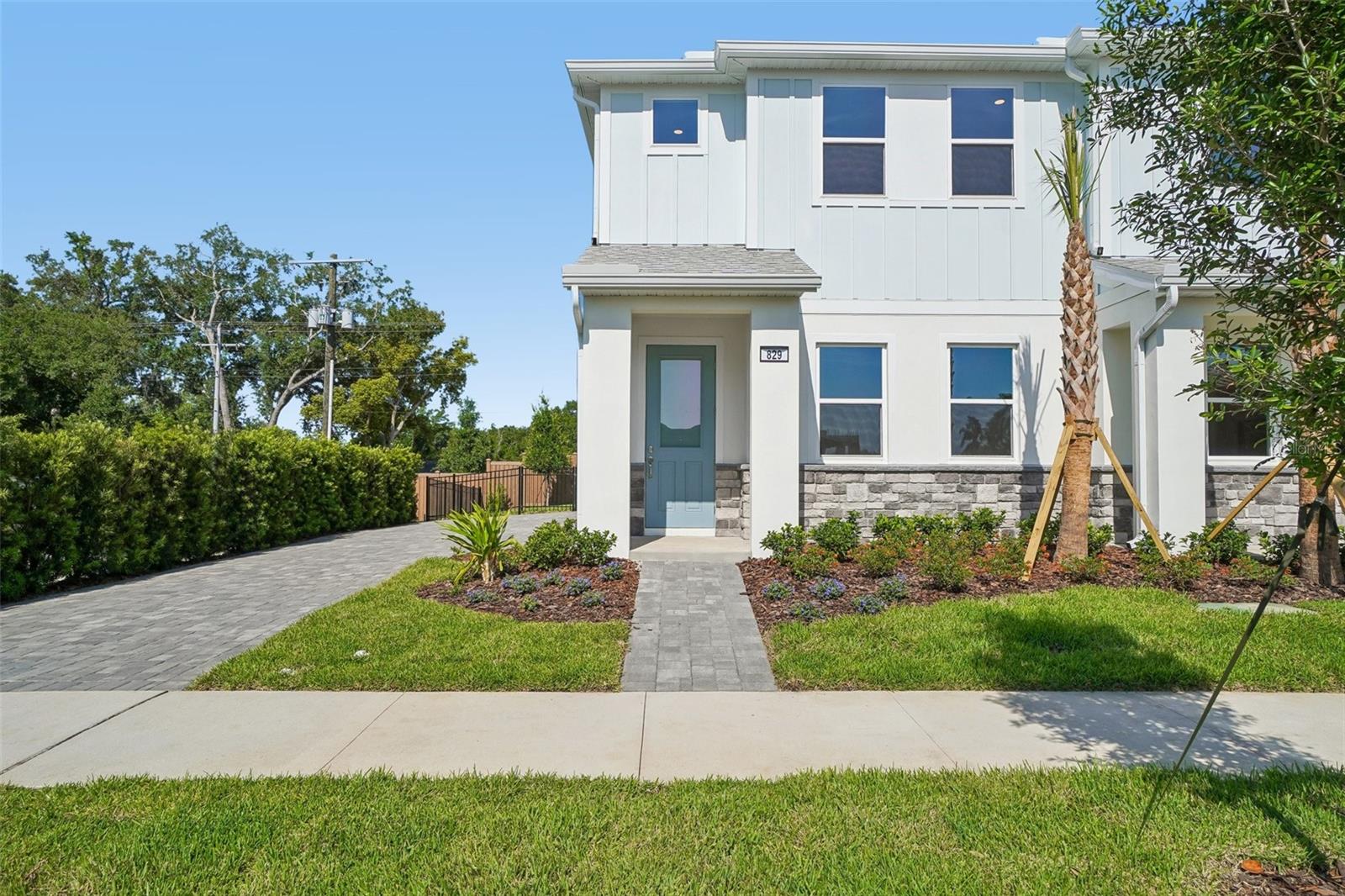 649 SILVER STREAM COURT