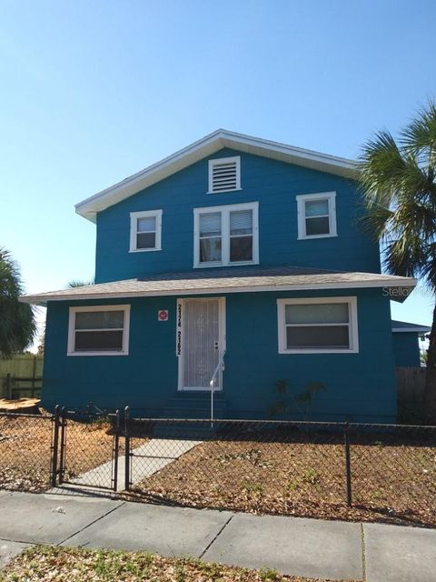 Photo of 2162 1st Avenue N, St Petersburg, FL 33713 (MLS # TB8473595)