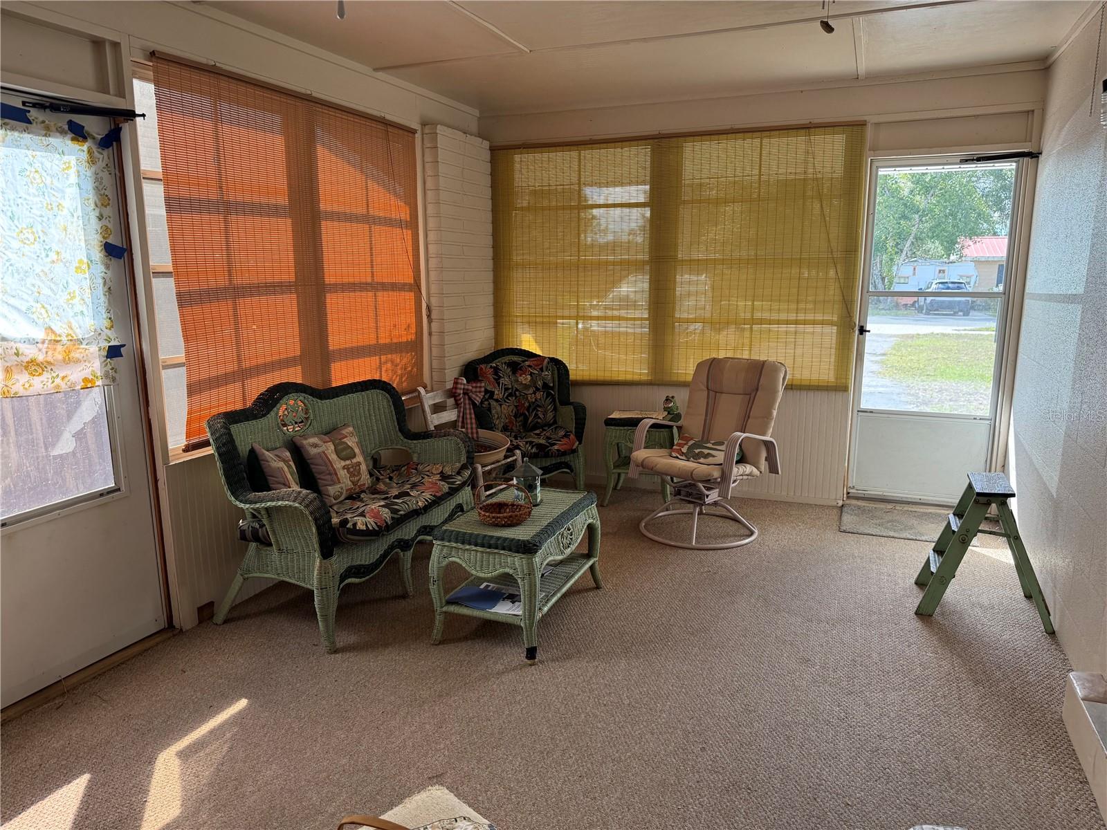 CITY ZEPHYRHILLS - Residential Lease