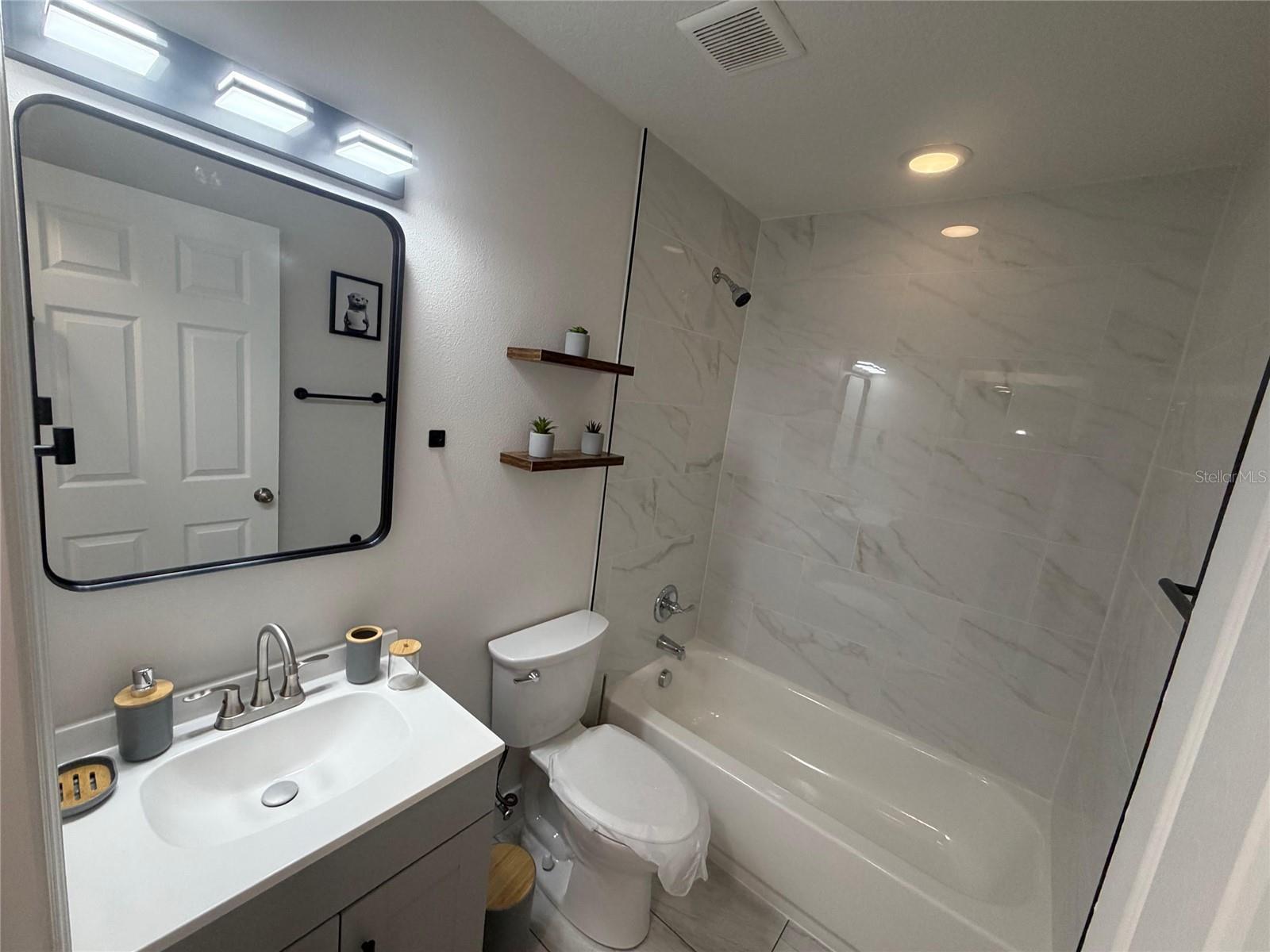 BENITA PARK - Residential