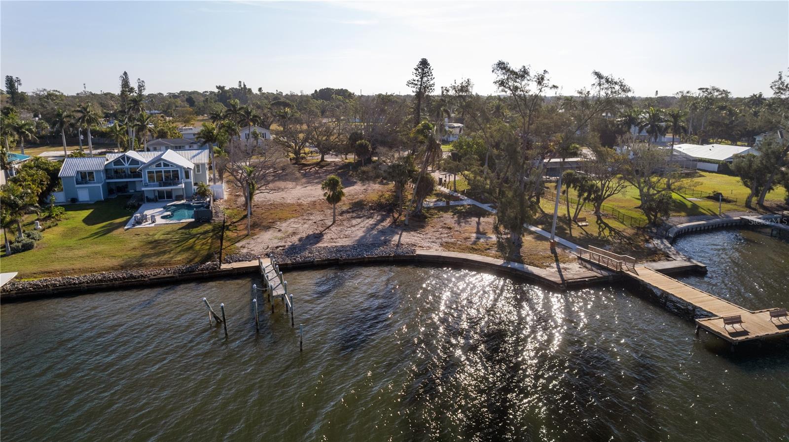 PALMA SOLA PARK - Land