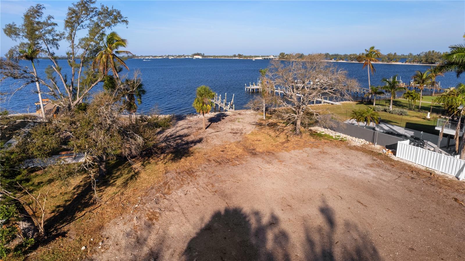 PALMA SOLA PARK - Land