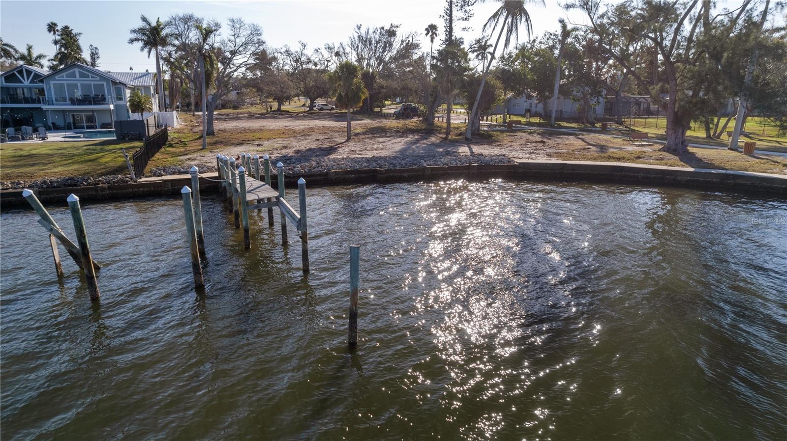 PALMA SOLA PARK - Land