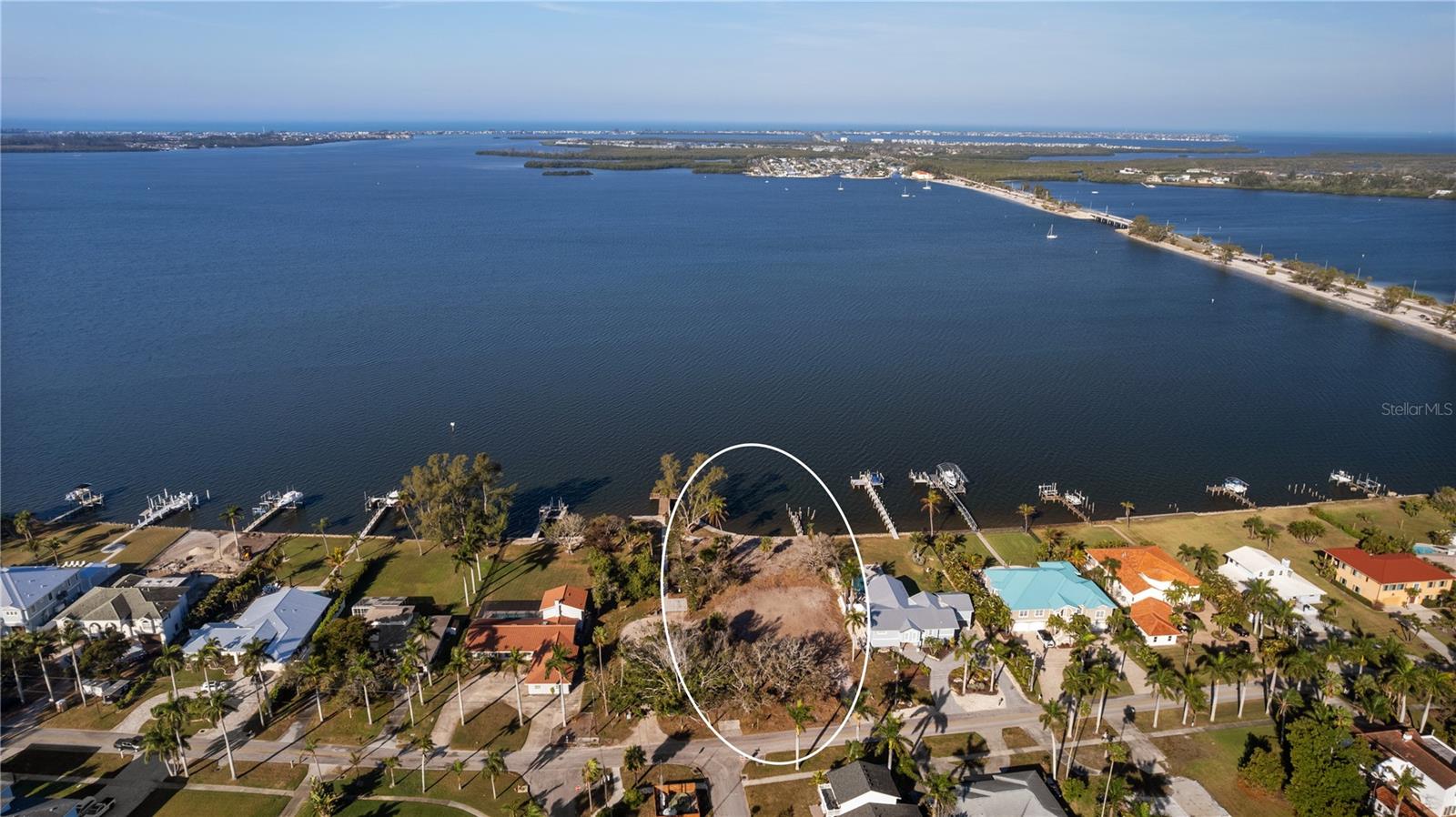 PALMA SOLA PARK - Land