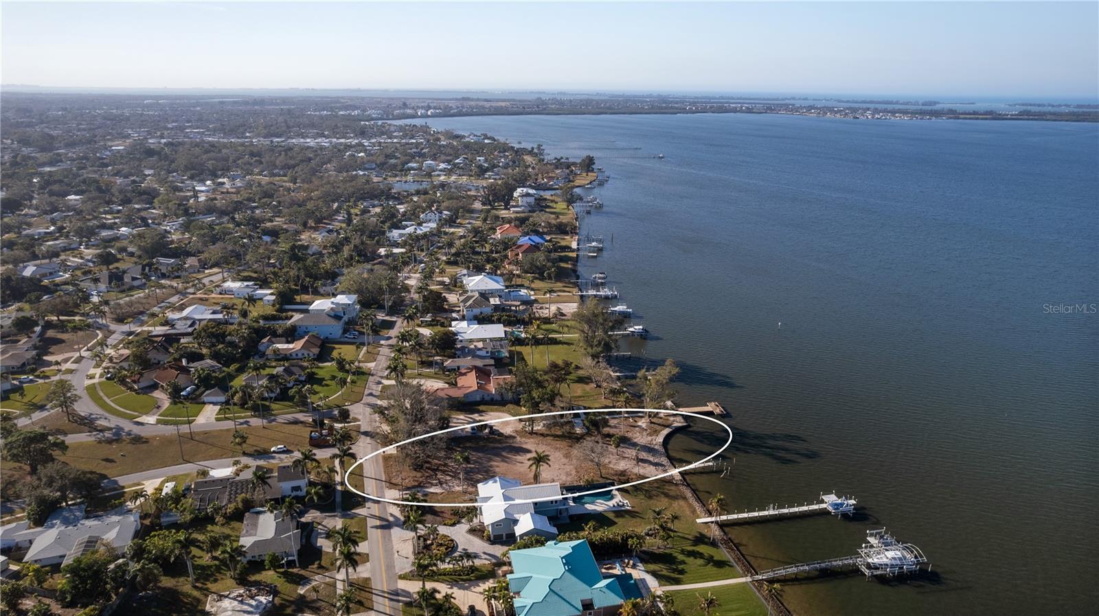 PALMA SOLA PARK - Land