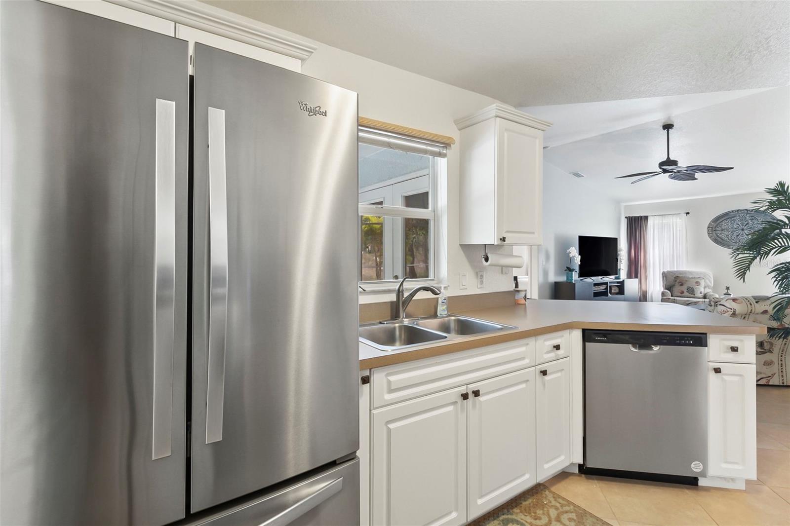 PORT CHARLOTTE SUB 33 - Residential Lease