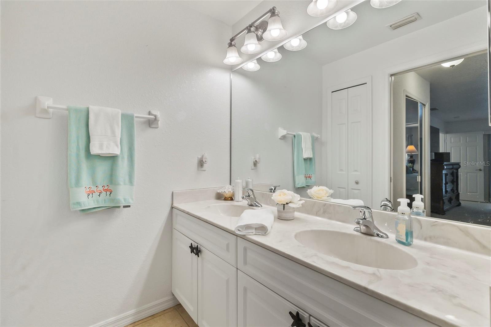 PORT CHARLOTTE SUB 33 - Residential Lease