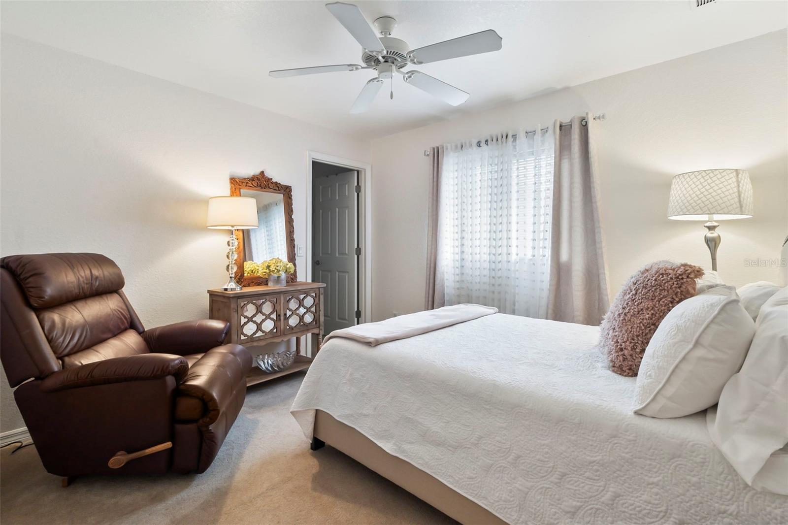 PORT CHARLOTTE SUB 33 - Residential Lease