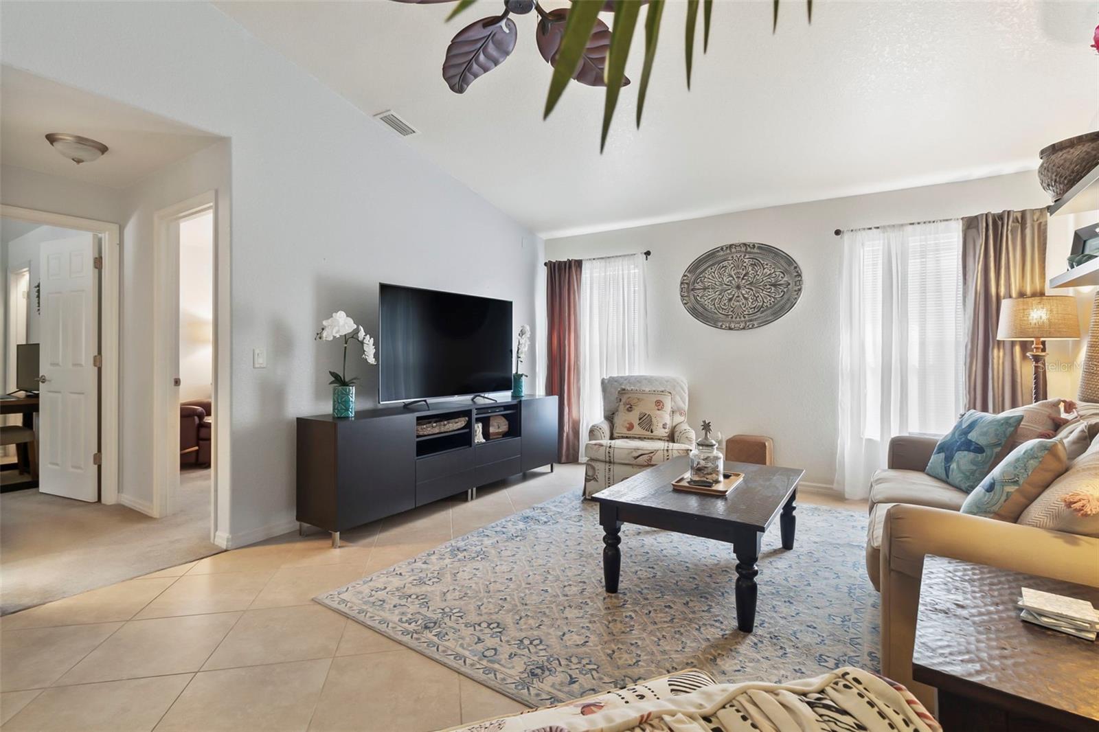 PORT CHARLOTTE SUB 33 - Residential Lease