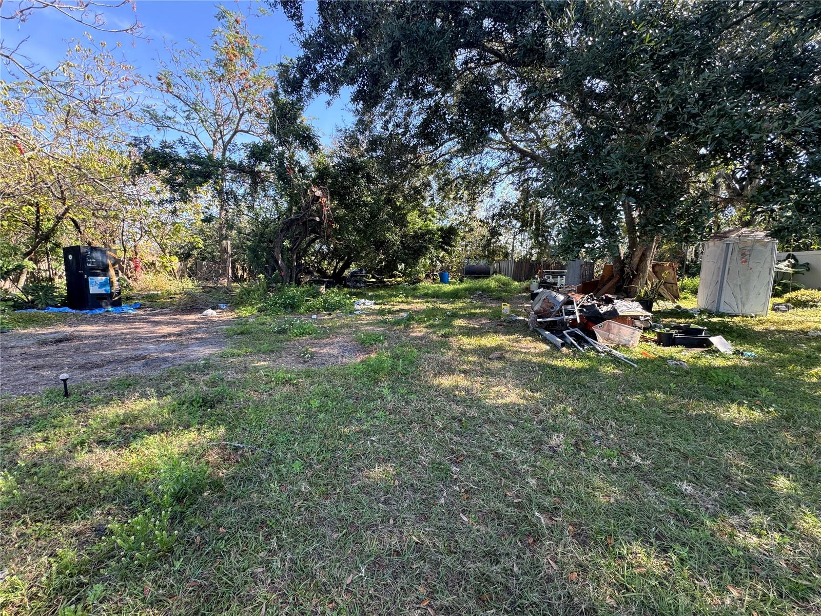384 RAILROAD AVENUE