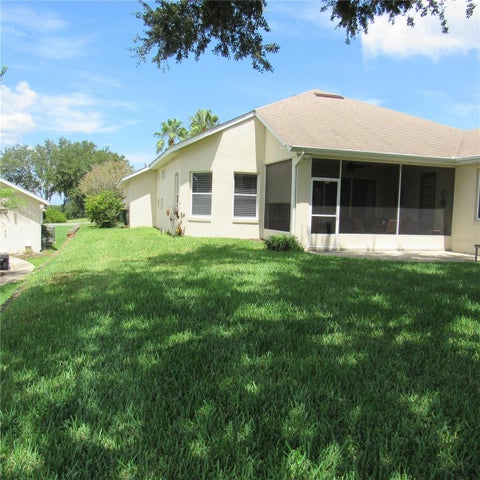Tiny photo for 3204 Antigua Bay Lane, Tavares, FL 32778 (MLS # G5115503)