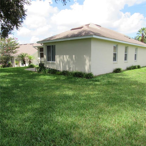 Tiny photo for 3204 Antigua Bay Lane, Tavares, FL 32778 (MLS # G5115503)