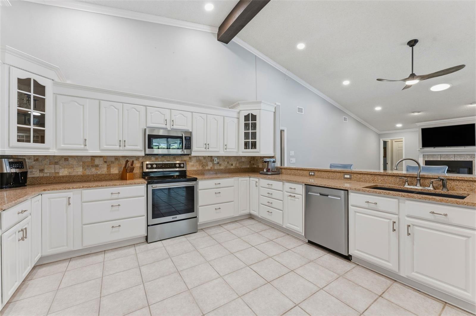 TARPON WOODS THIRD ADD - Residential
