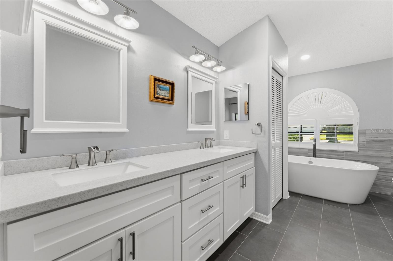TARPON WOODS THIRD ADD - Residential