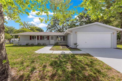 Photo of 10957 SW 63rd Avenue, Ocala, FL 34476 (MLS # OM722144)