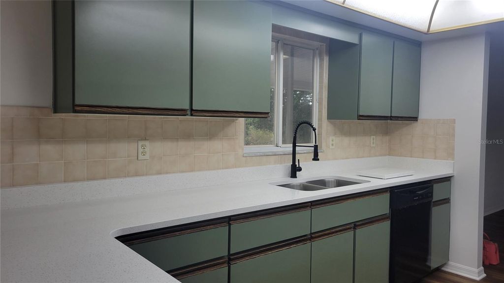 Photo of 10957 SW 63rd Avenue, Ocala, FL 34476 (MLS # OM722144)