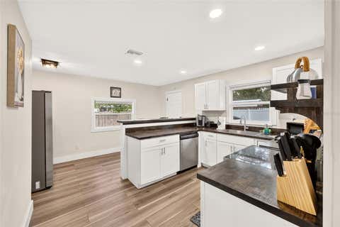 Tiny photo for 705 NW 64th Place, Ocala, FL 34475 (MLS # OM729617)