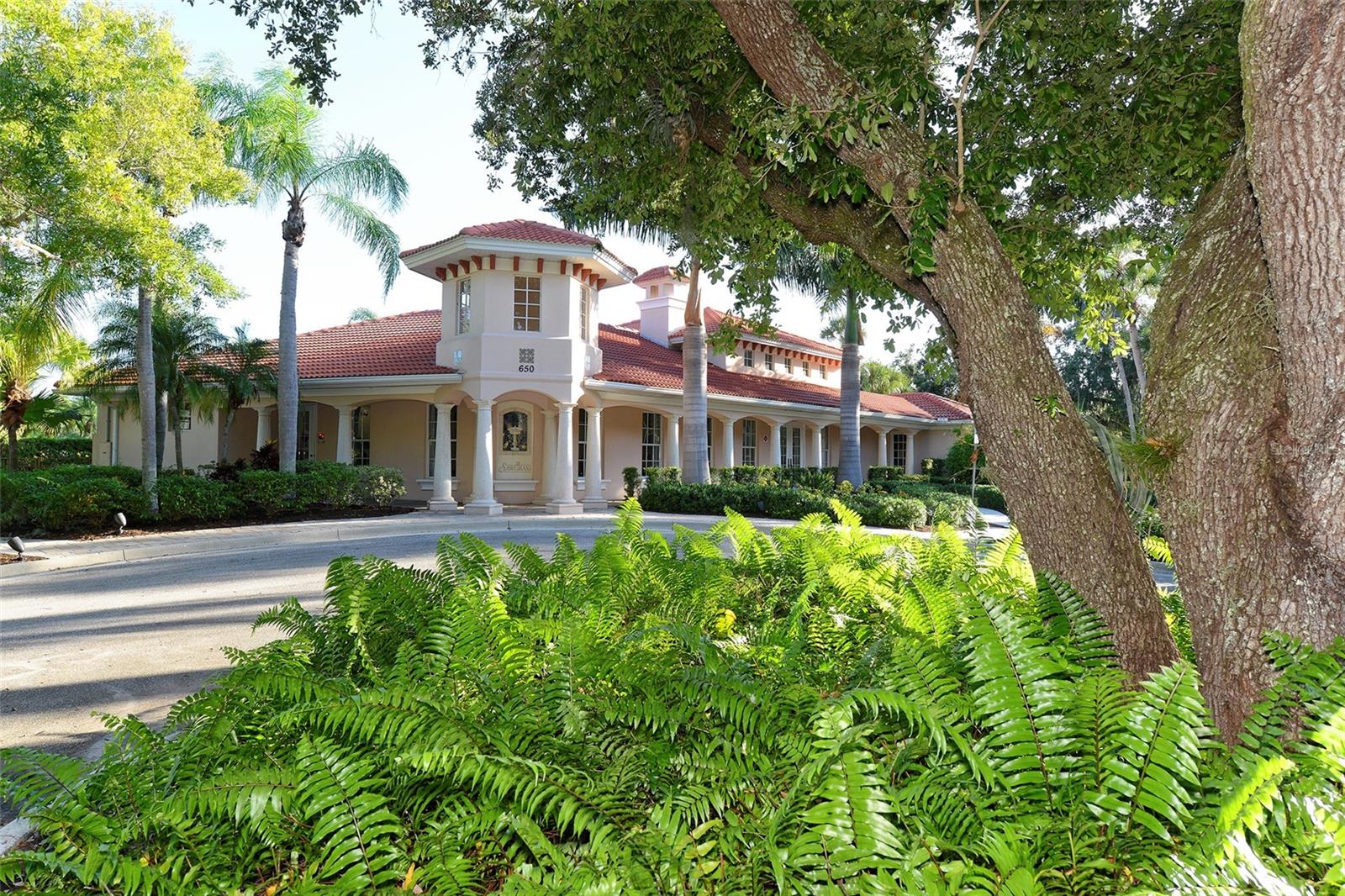 SAWGRASS - Residential