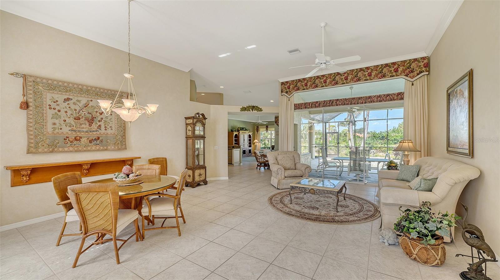 SAWGRASS - Residential