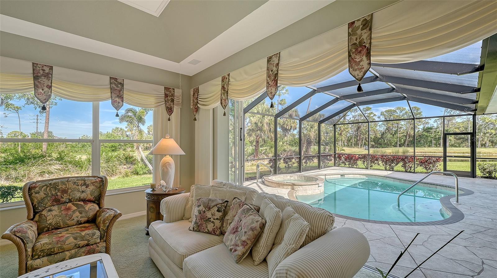 SAWGRASS - Residential