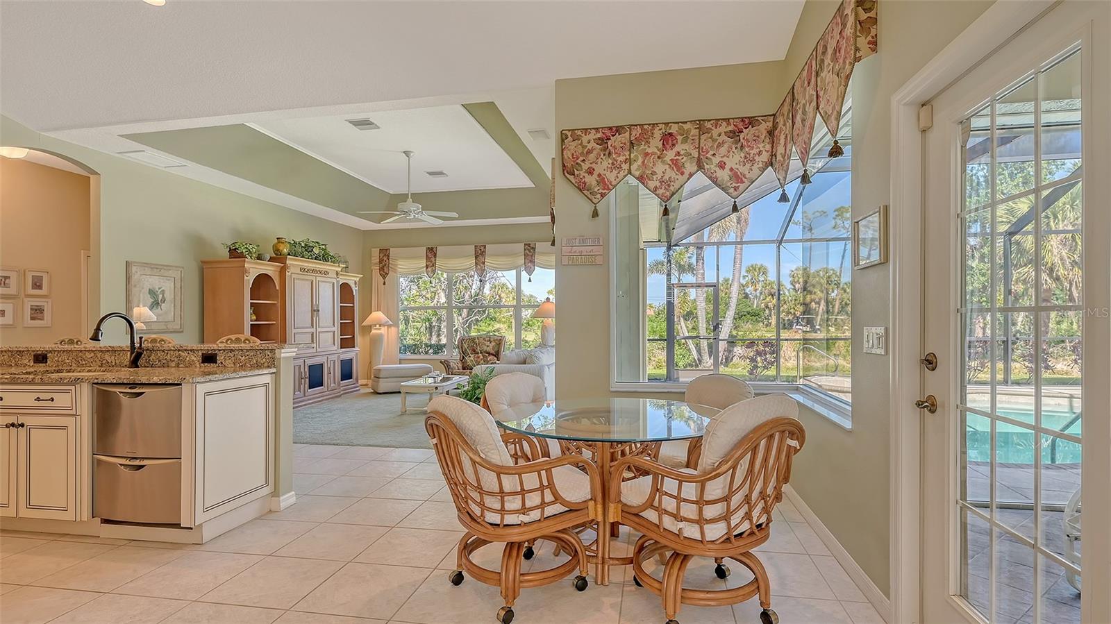 SAWGRASS - Residential
